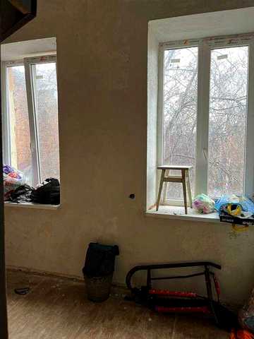 Продам 3к кв біля Конного ринку
