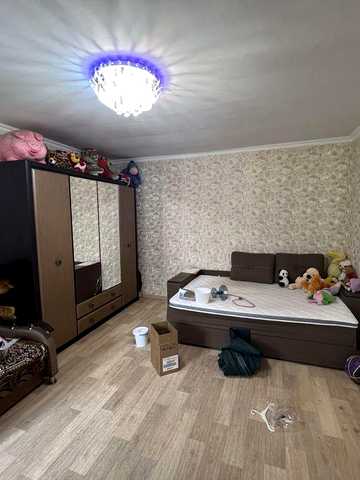 Сдам 2к/кв на земле/промышленный переулок