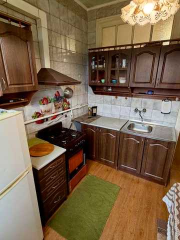 Продажа реальной  2к сталинки с ж/б перекрытиями на пр. Яворницкого