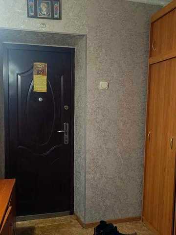 Продам 3 кымнатну квартиру на 3 поверсі
