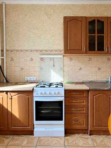 Продаж міцної трикімнатної на Позняках, просп. Миколи Бажана 28-В, Газ, Ремонт, метро Позняки ЖК Бажана 28В