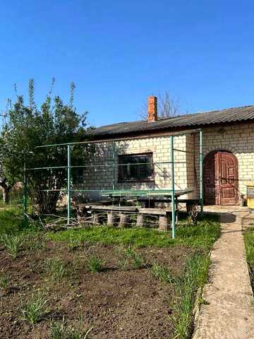 Дом  Червоный Донец 269 кв м