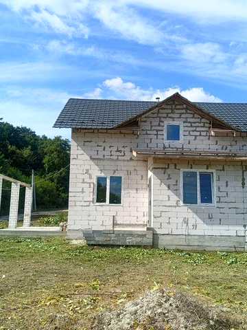 Продаж будинку під Києвом