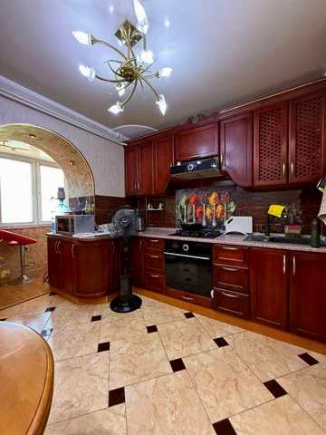 Продам 3 кімнатну квартиру з агв