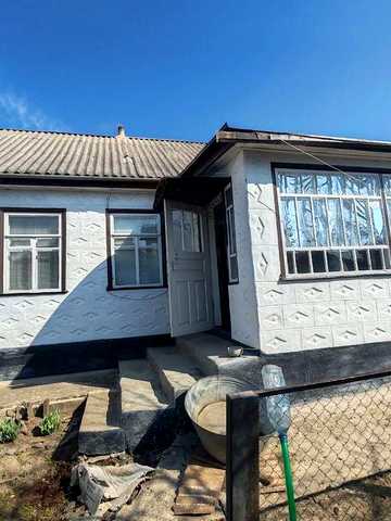 Продається будинок із городом