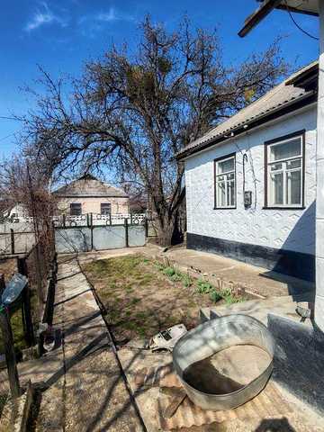 Продається будинок із городом