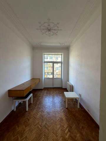 Оренда 3-кімнатної квартири в центрі, Антоновича 22, метро
