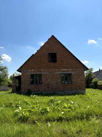 Продаж будинку!! Приватизована земельна ділянка з незакінченим будівництвом!!