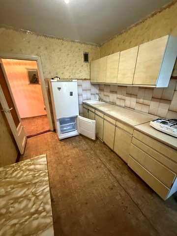 Продам 2-комн квартиру на Солнечной
