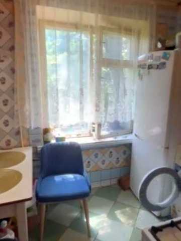 Продам 2 к на Гладкова 12 квартал