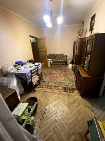 Квартира Дегтярівська