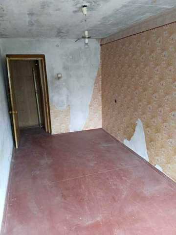 Продам 2 кімнатну квартиру по вулиці Дзвінка (кінець пр-т Слобожанський),