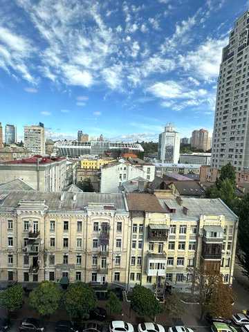 Оренда без комісії! 1,5 кімнатна квартира ЖК Chicago, метро Олімпійська. Встановлений інвектор!