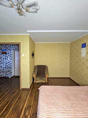 Сдам 1к квартиру в центре .