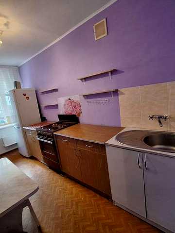 здам 1к кв біля ресторану Кристал в будинку де не вимикають світло