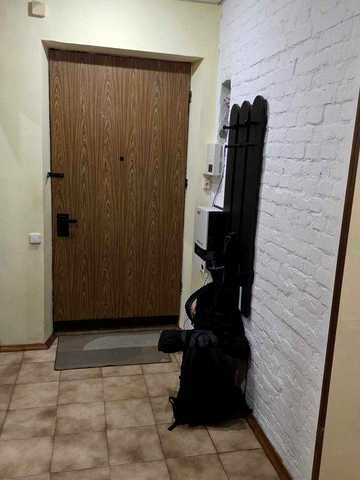 3-кім квартира Поділ, 90 кв м, сталінка, 4 поверх, довгостроково.