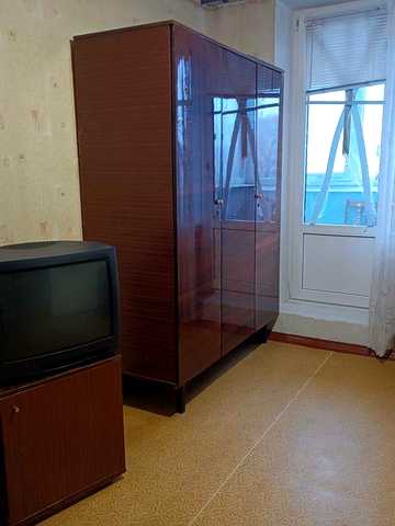 Сдам недорого 1 комн.квартиру ул.Гв.Широнинцев.21  G7