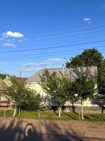 Терміново продаємо житловий будинок
