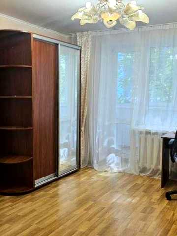 Оренда 1 кімнатної квартири вул. Казарменна 4б, метро Політехнічний інститут
