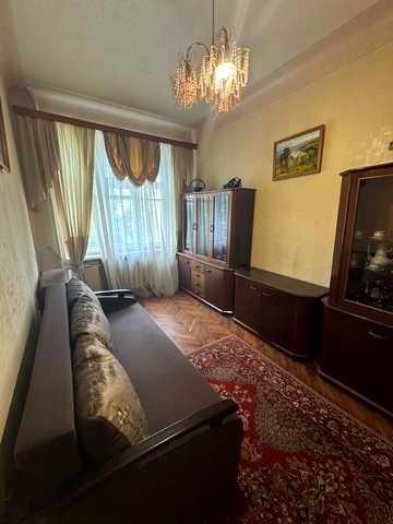 Гіршмана вул., 19