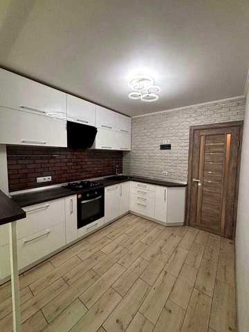Продам 1-кім. квартиру по вул. Бандери, 31-в