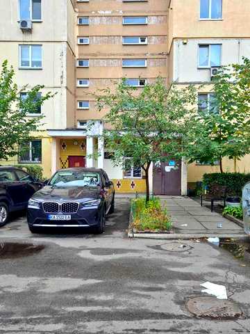 Продаж 2к квартири по пр-ту Володимира Івасюка 26 на Оболоні. 134 серія. Без %
