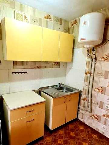продаж 1 кімнатна квартира  3\9 цегла інгульский район ,ПТЗ,вулиця КОБЕРА,гарне плановання велика лоджа