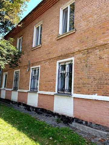 Продаж 2к квартири на Л. Лук"яненка (Тяжилів) чудово під комерцію.