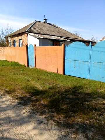 Продається будинок.Лебединська громада.