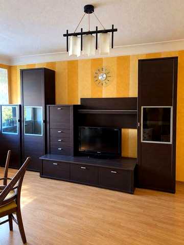 Продам 2х кімнатну квартиру в центрі міста ( торг )