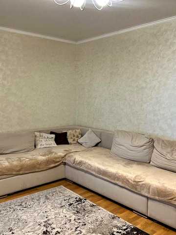 Продаж 3-кім. квартири просп. Степана Бандери
