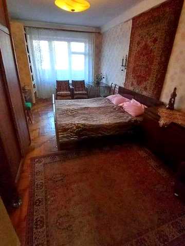 3х кімнатна квартира, Космос