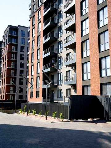 Продаж 2-к квартири у ЖК «West Towers» ЖК «West Towers»