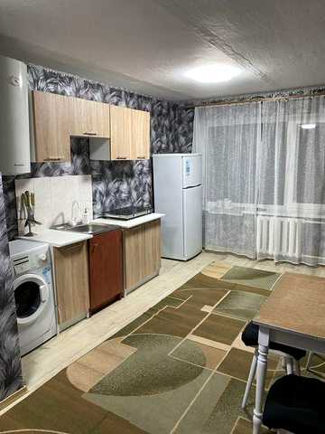 Сдам квартиру в малосемейке корабельный район
