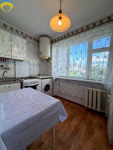 Продам 3-кімнатну квартиру в центрі Одеси, цегляний спецпроєкт, газ, держпрограми