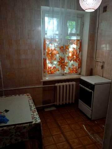 Продаж 1-кімнатної квартири під ремонт у м. Біла Церква (район Гайок)
