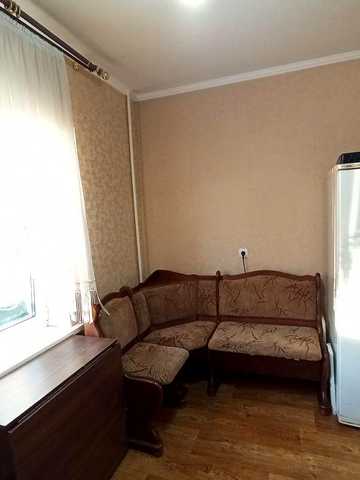 Долгосрочная аренда 1й  квартиры ул Бальзака 63