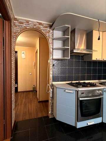 Продаж 3-кімнатної квартири, Новомиколаївка, 81,6 м²