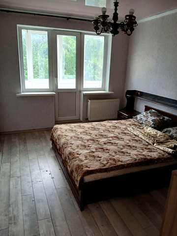 Київська вул., 80