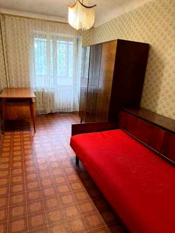 Сдается 3к  8 хлебзавод, Ферганская 31-Б, 1/9, кирпич