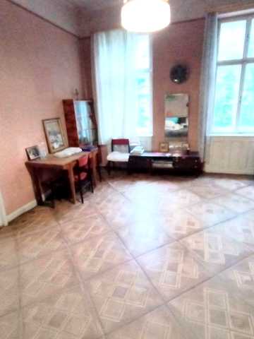 Продаж квартири Львів вулиця Пекарська