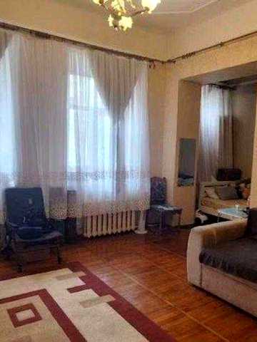 Продам 1 к.кв. 40 кв.м с ремонтом, ЮЖД, Малогончаровская
