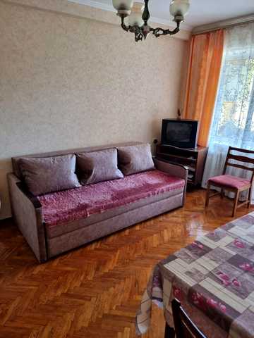 Межова вул., 19