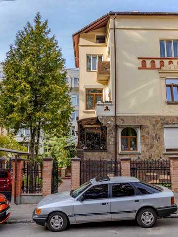 Без комісії! Продаж 5-ти кімнатної квартири по вул.Кубанська.