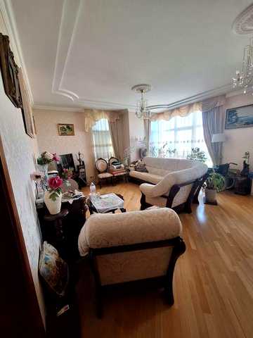 Продаж! 4-к квартира 140 м² Печерськ, Панаса Мирного, 17