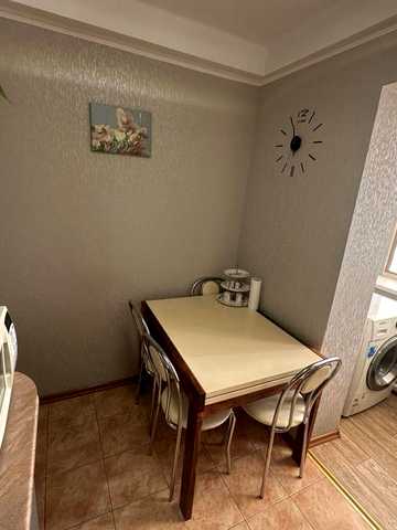 Продаж 2-к квартири,бул.Жуля Верна 13в