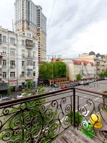 Продаж квартири, вул. Саксаганського 28, Печерський р-н