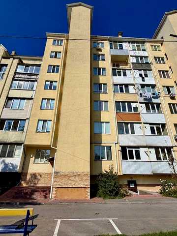Продам 2-рівневу квартиру район Замостянський. Поруч школа та садочик