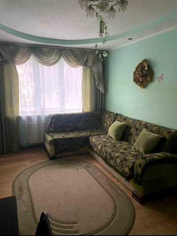 2-кімнатна квартира, вул. Сагайдачного з ремонтом і меблями