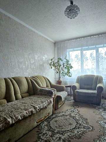 Продаж 3к Квартира Героїв Крут (Комсомольська) вулиця